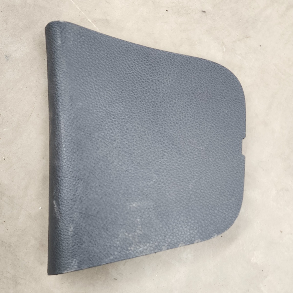 SPORTAGE RIGHT REAR BOOT COVER SERVICE PANEL
