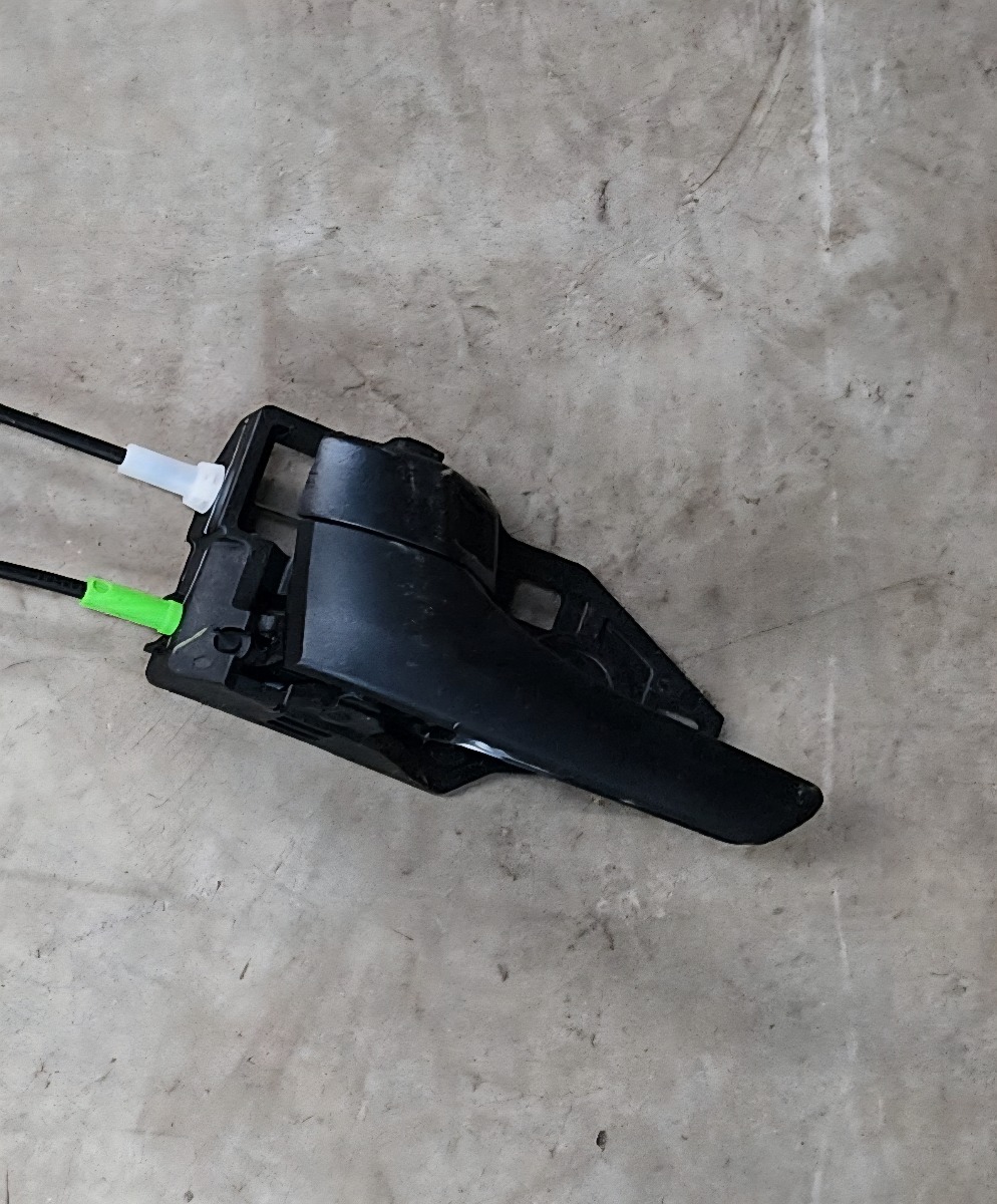 HILUX GD LEFT REAR INNER HANDLE