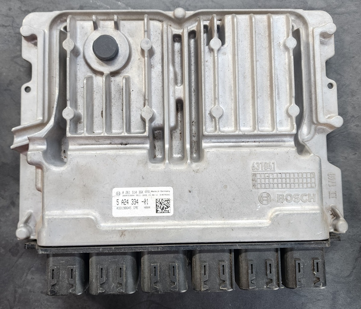 G20 318I COMPUTER BOX