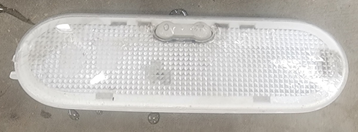 NP200 DOME LIGHT