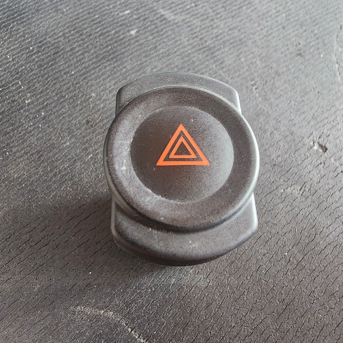 NP200 HAZARD SWITCH
