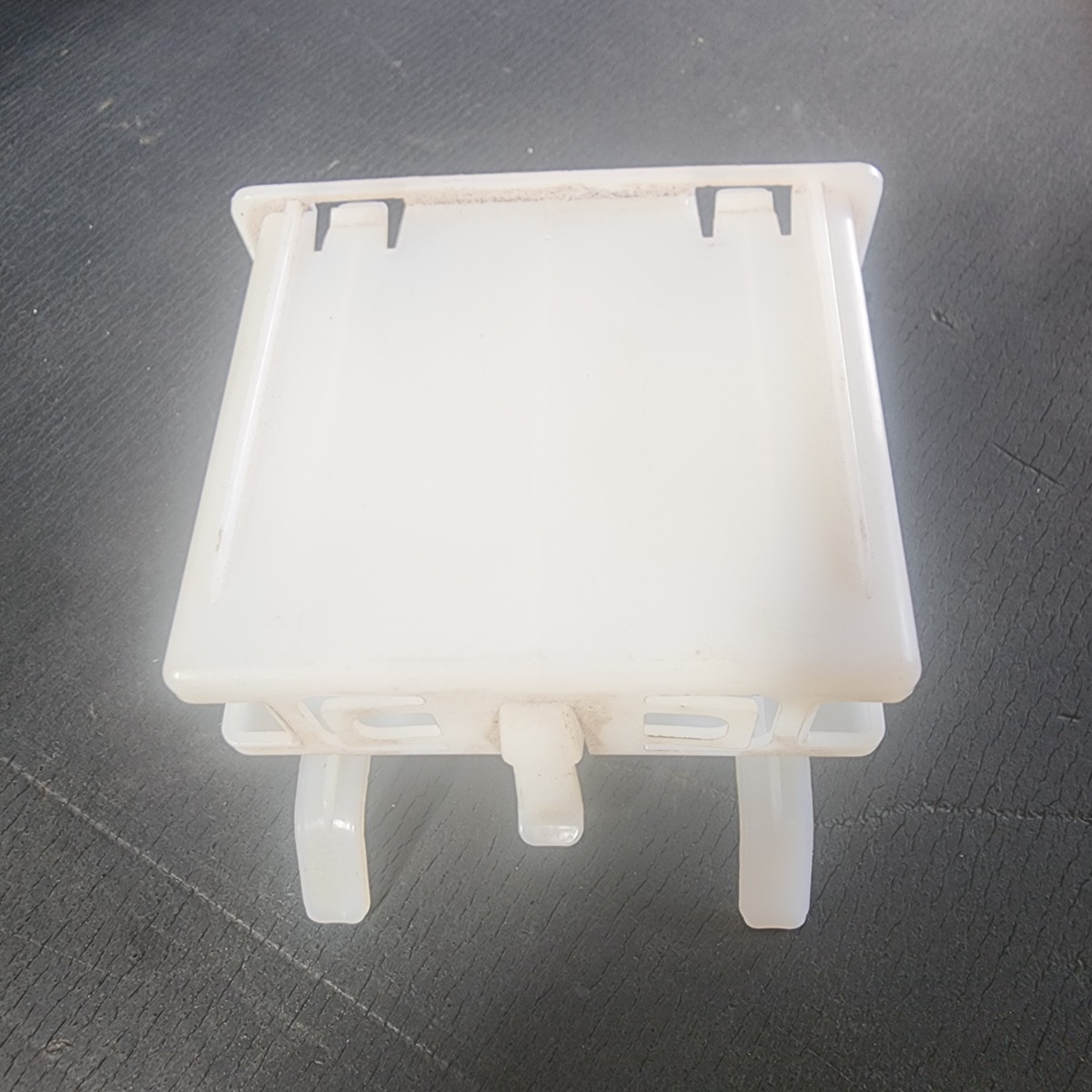 F40 PDC MODULE BRACKET