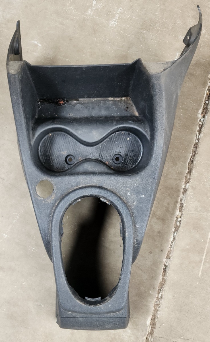 NP200 GEAR LEVER CONSOLE