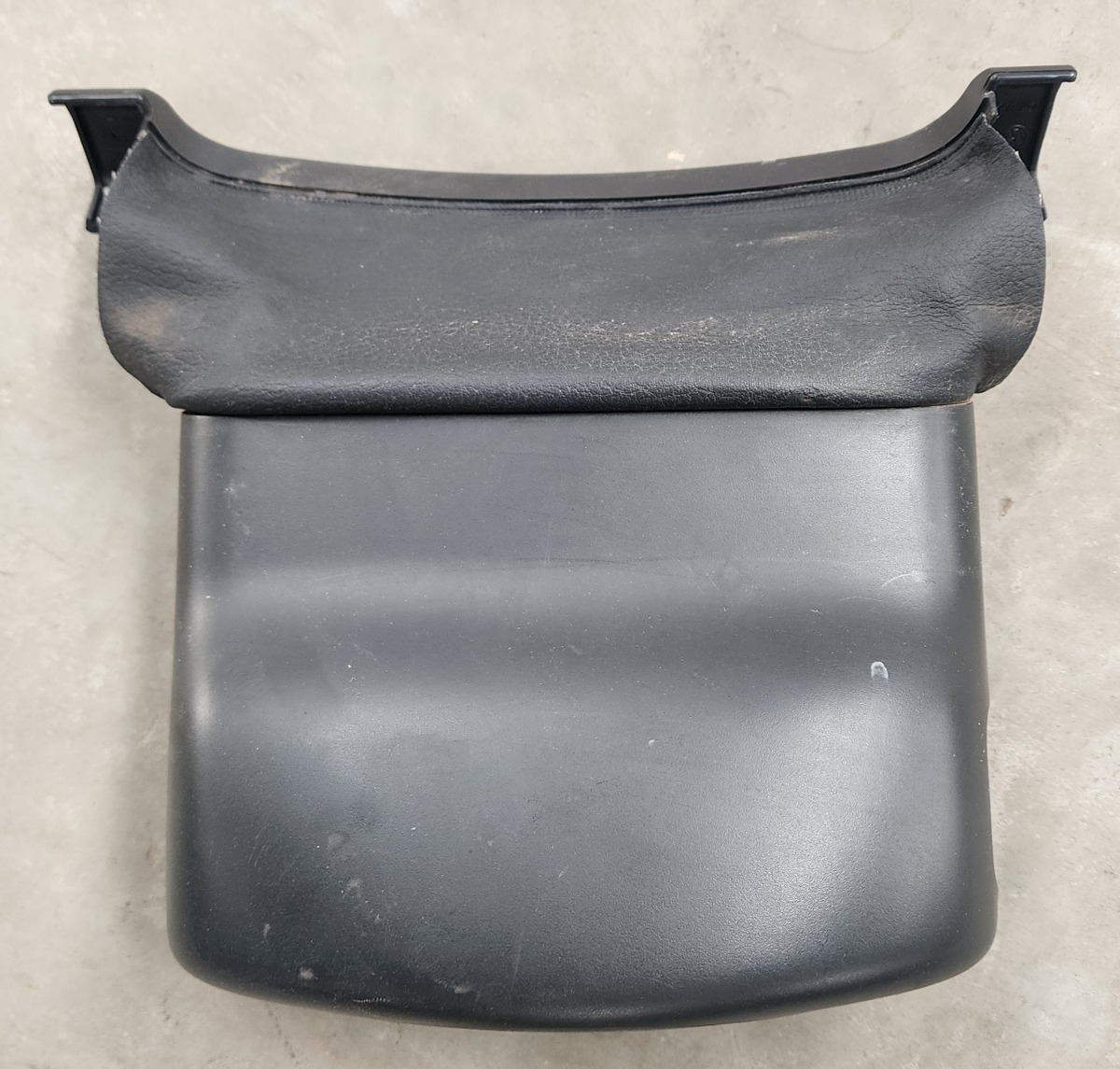 POLO MK 3/VIVO UPPER STEERING COVER