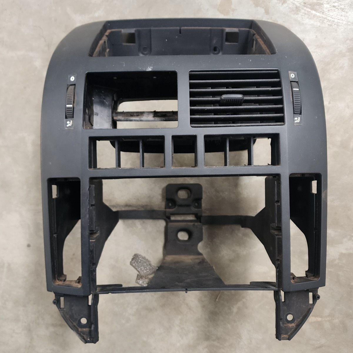 POLO 3/VIVO CENTRE CONSOLE