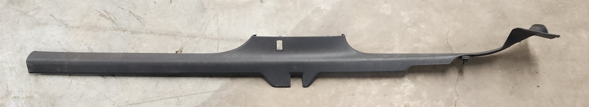 POLO 3/VIVO RIGHT INNER SILL COVER