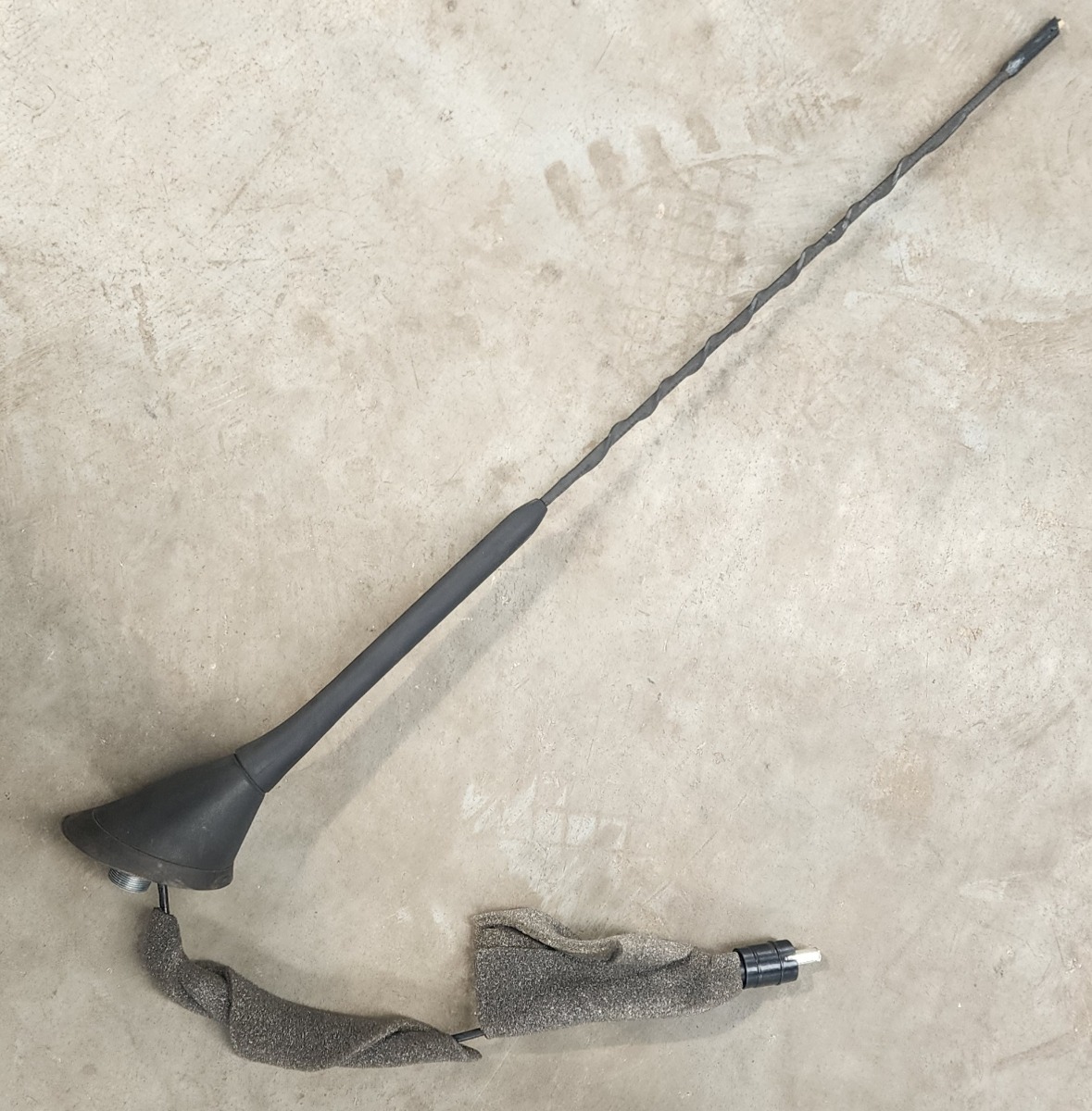 POLO 3/VIVO AERIEL