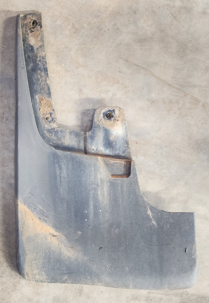 KB/D-MAX Mudflap Left Front