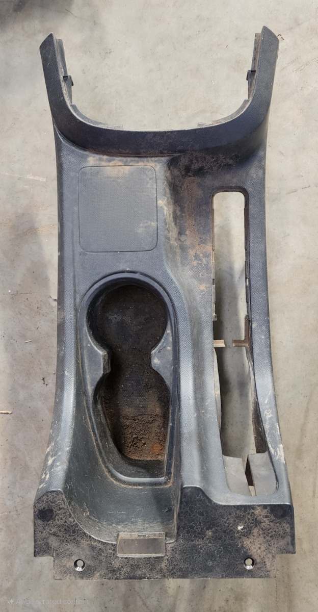 KB/D-TEQ CENTRE CONSOLE TRIM