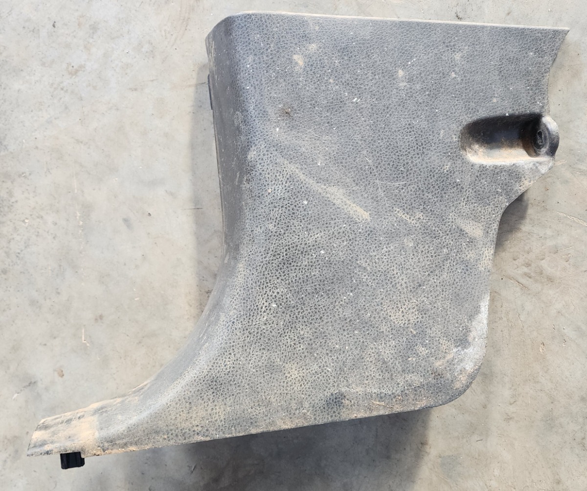 KB/D-TEQ LEFT LOWER A-PILLAR TRIM