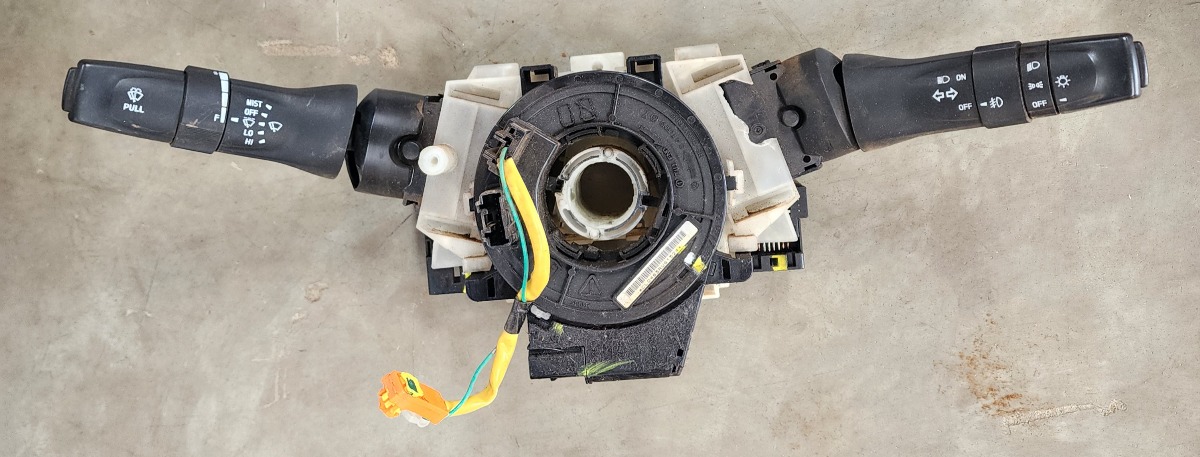 KB/D-TEQ COMBINATION SWITCH