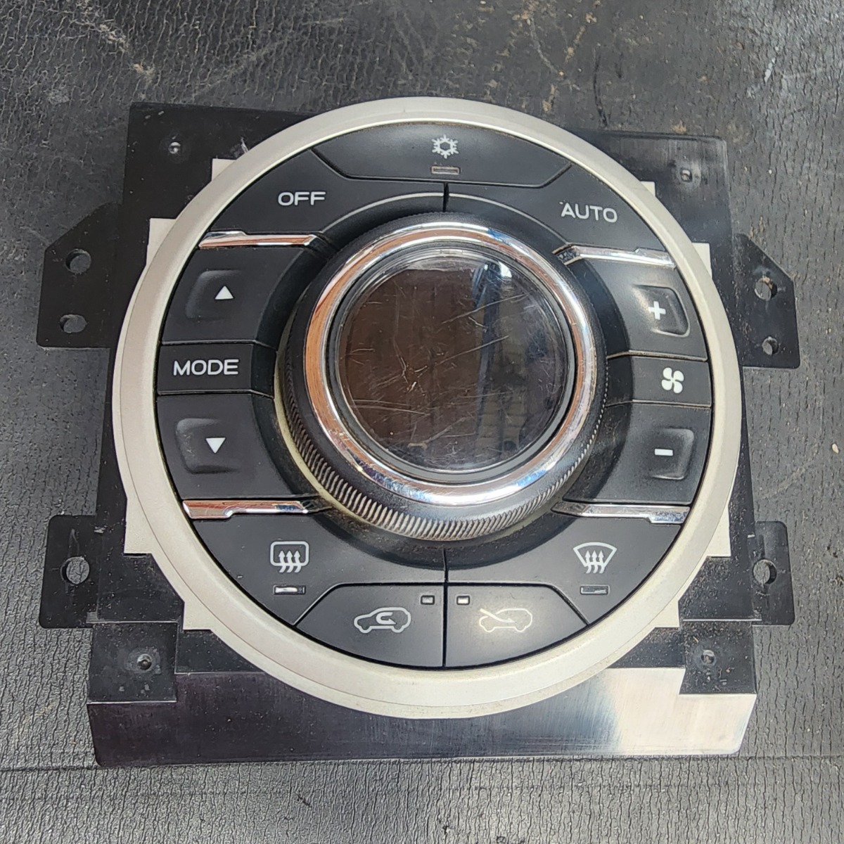 KB/D-TEQ HEATER CONTROL