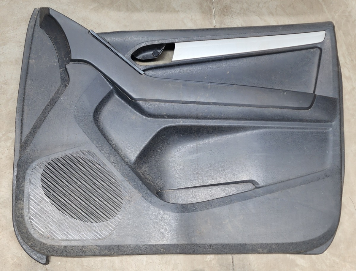 KB/D-TEQ RIGHT FRONT DOOR PANEL