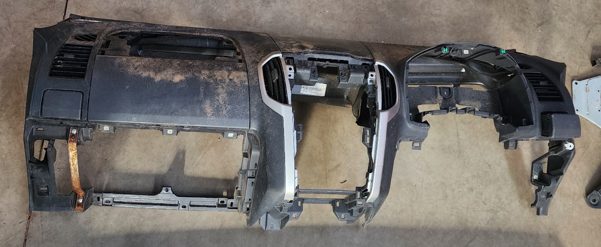 KB D-MAX Dashboard Skin