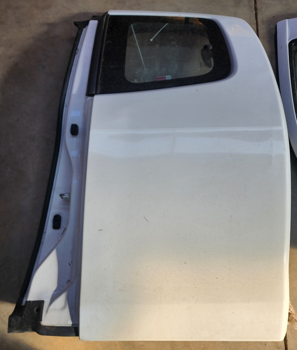 KB/D-MAX SUPERCAB LEFT REAR DOOR (SHELL)