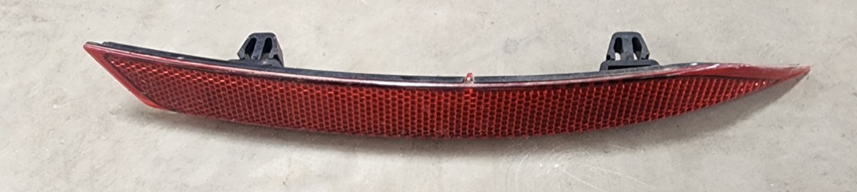 POLO 7/VIVO MK2 RIGHT REFLECTOR