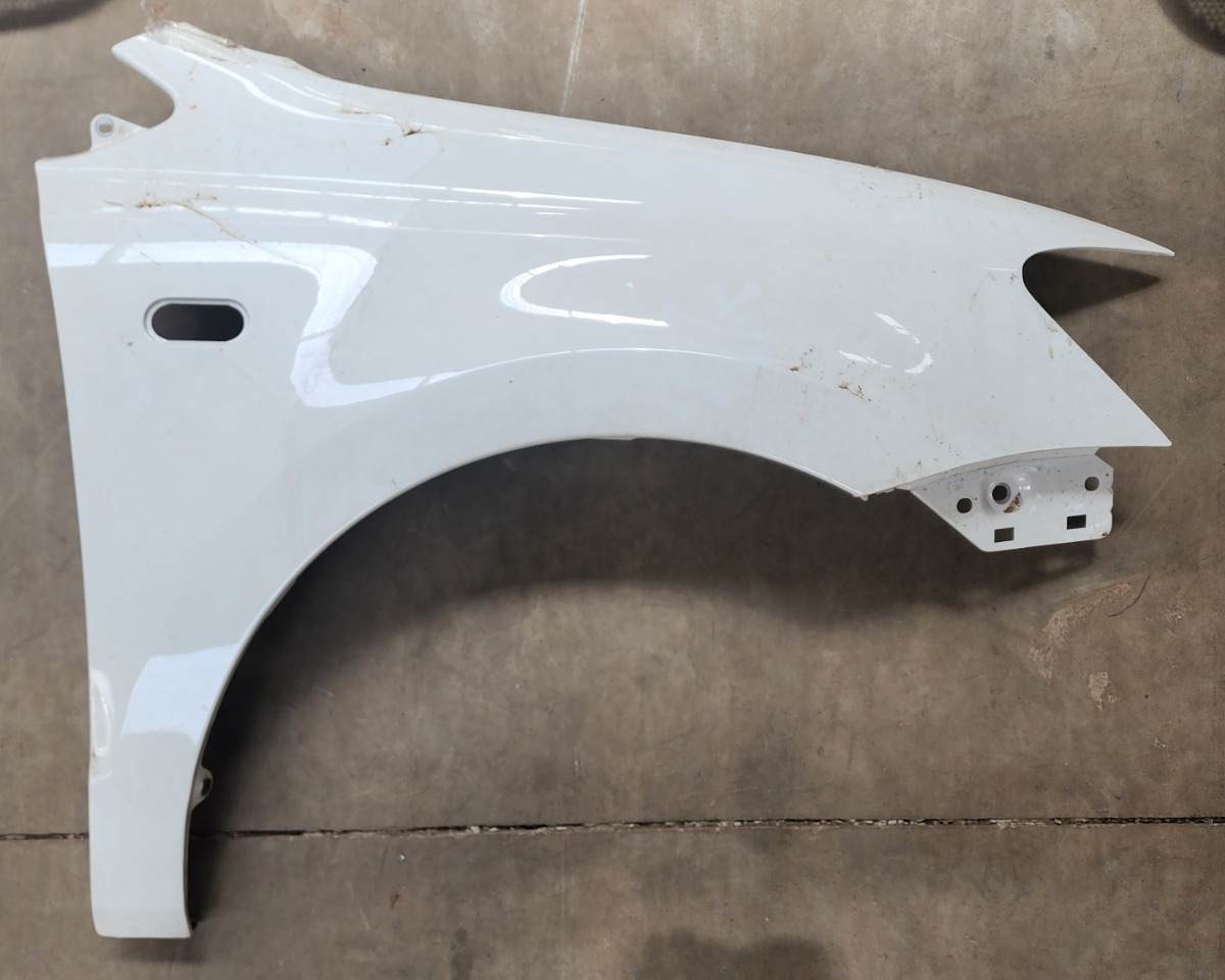 POLO VIVO MK2 RIGHT FRONT FENDER 6RR821106