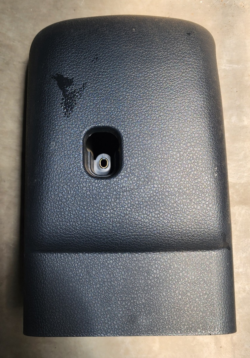 POLO VIVO MK2 LOWER STEERING COVER