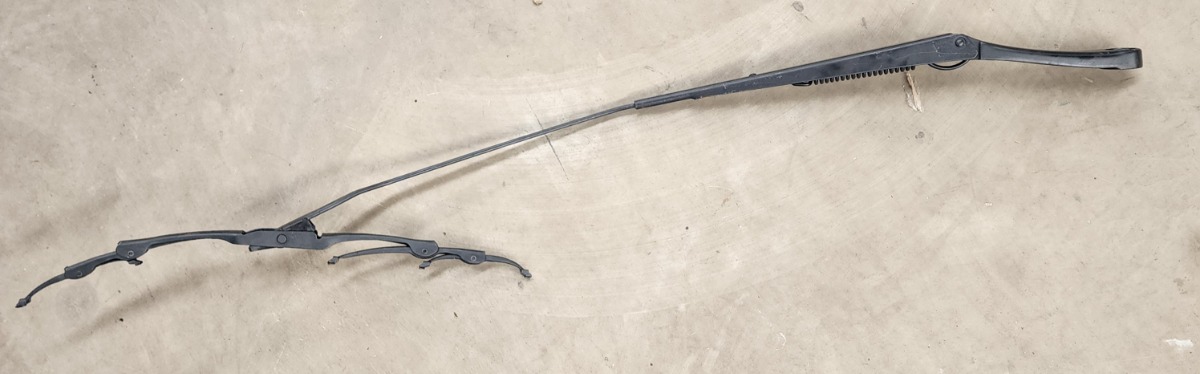 POLO VIVO MK2 RIGHT FRONT WIPER ARM