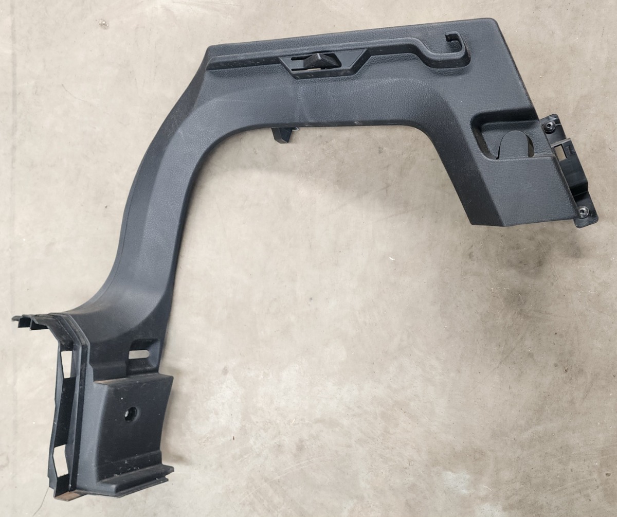 Polo Vivo Parcel Shelf Cover Left