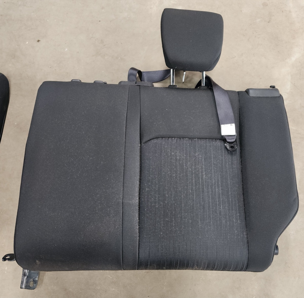 STARLET LEFT REAR SEAT BACKREST