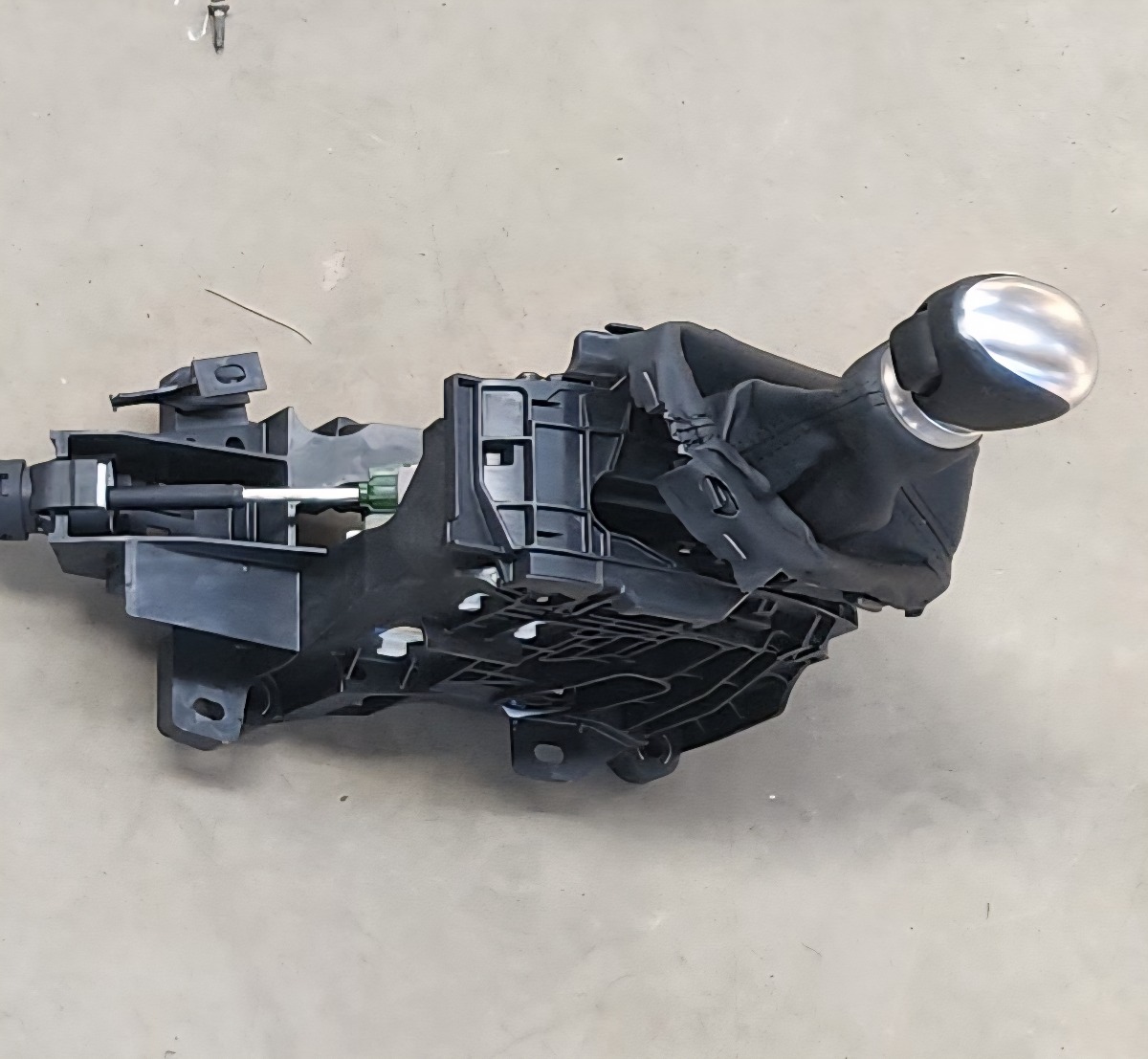C-HR AUTO GEAR SHIFTER