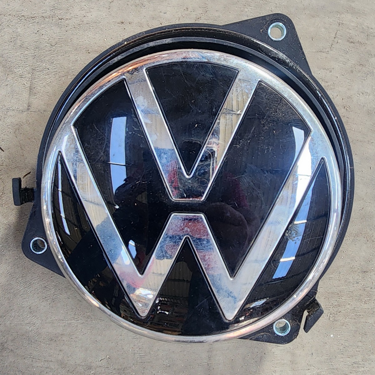 POLO VIVO MK2 TAILGATE HANDLE
