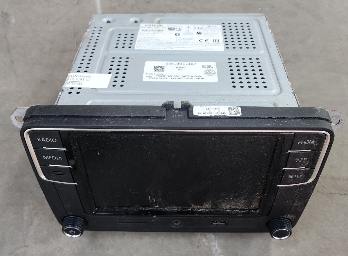 POLO VIVO MK2 RADIO