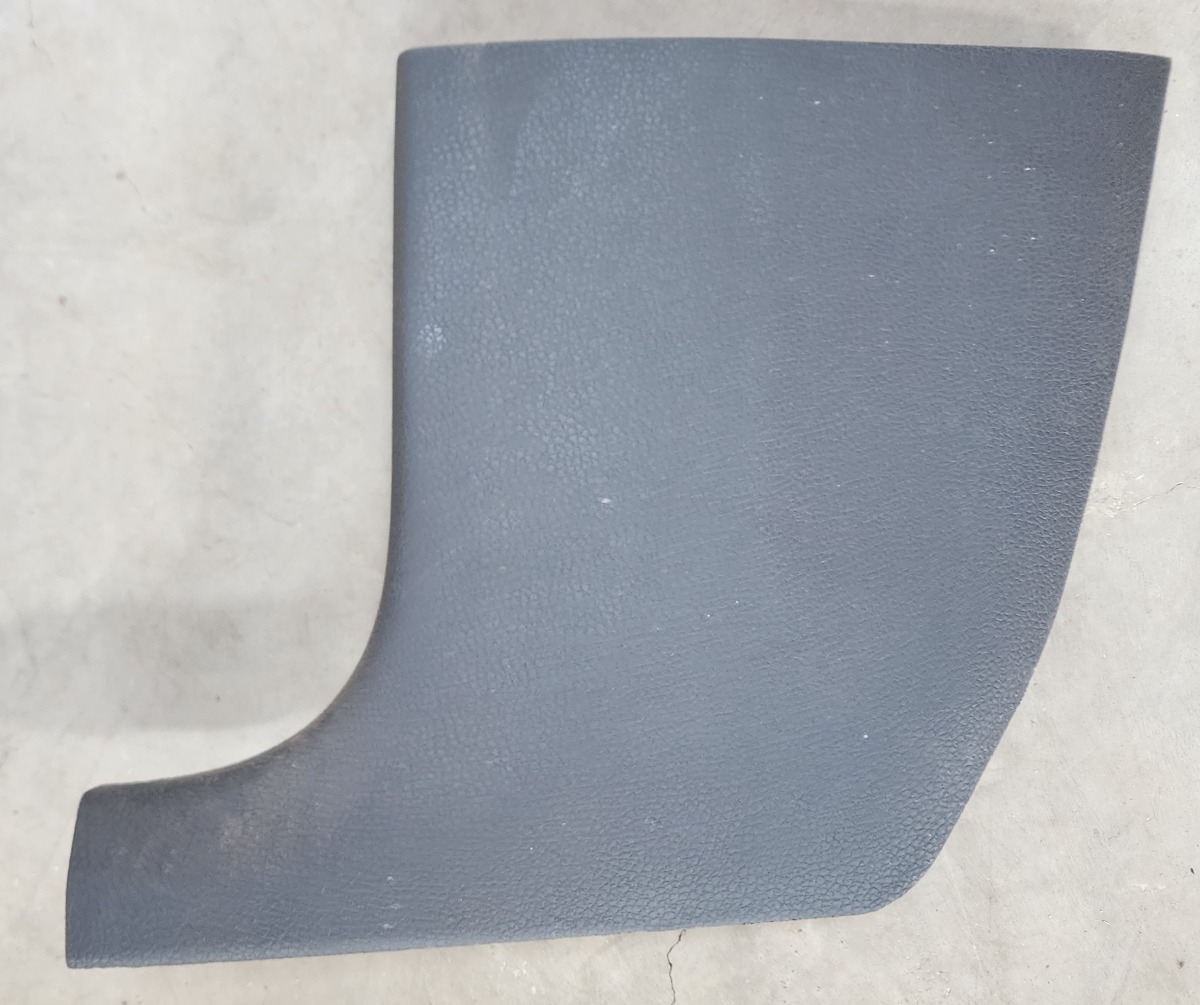 POLO 6/7 Floor covering Foot rest A-pillar left