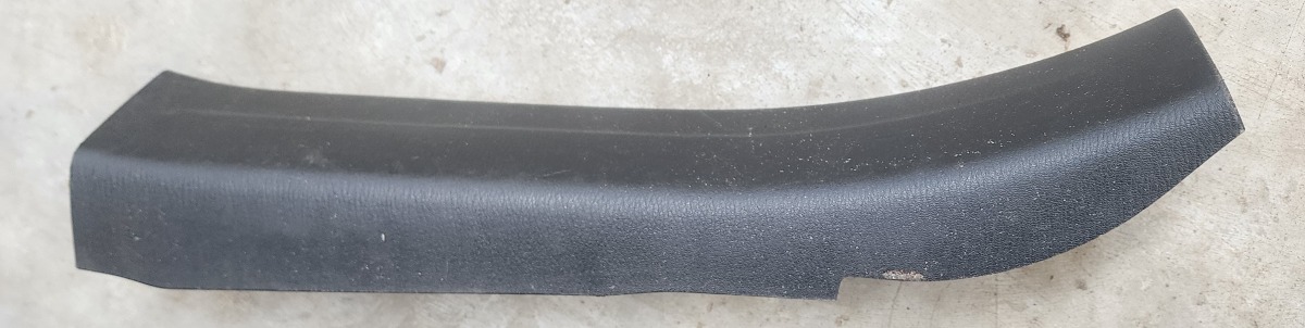 3 RIGHT REAR INNER SILL COVER