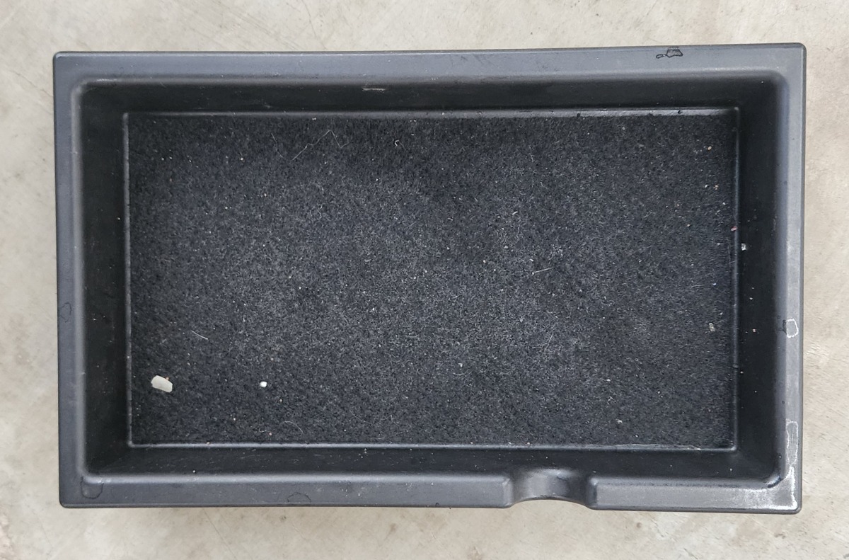 3 DASH CONSOLE TRIM TRAY
