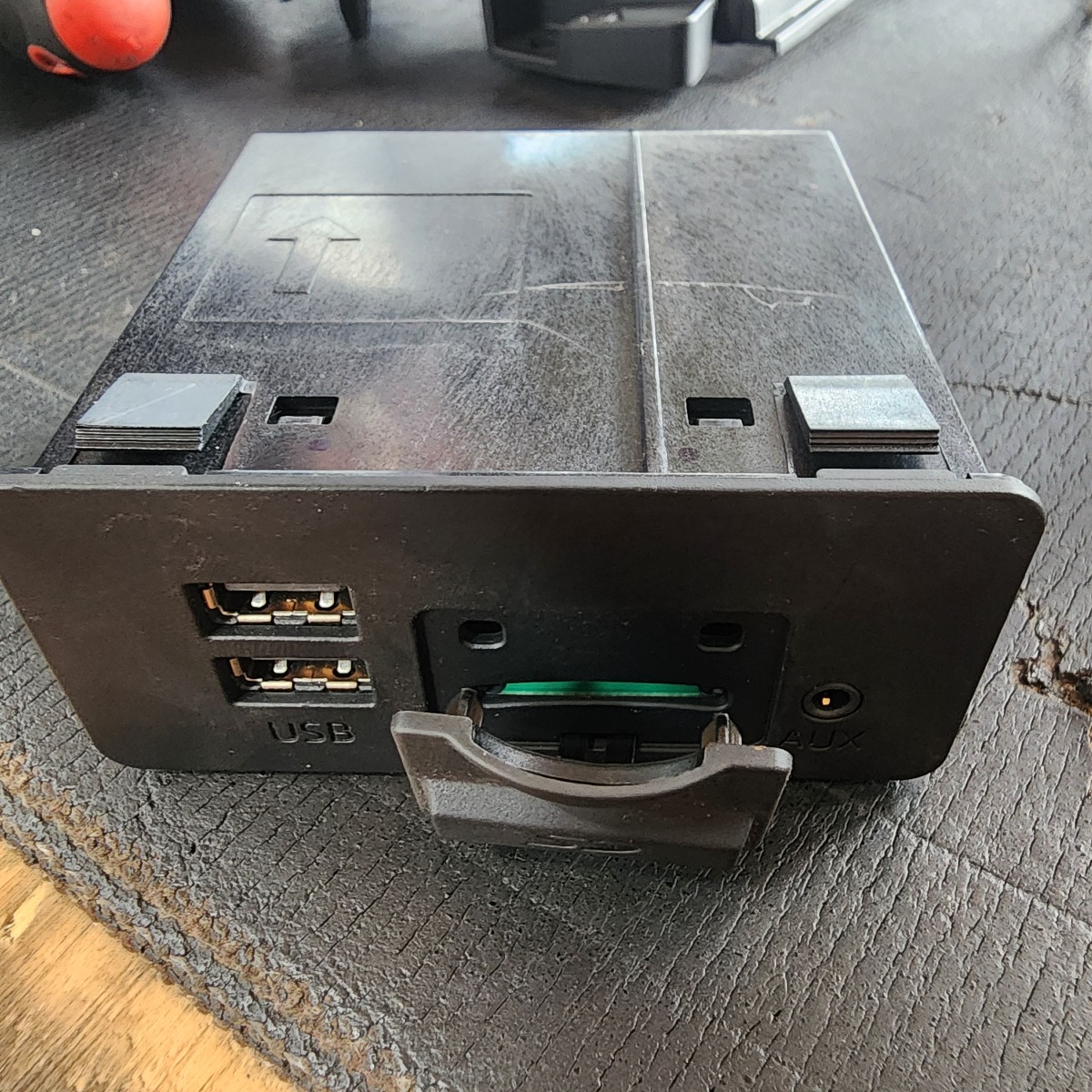 3 MULTIMEDIA INPUT MODULE