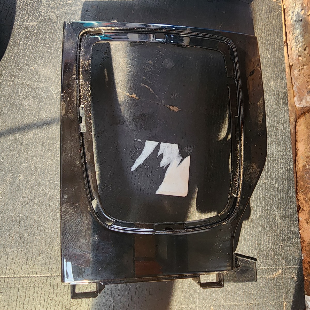 3 GEAR LEVER TRIM