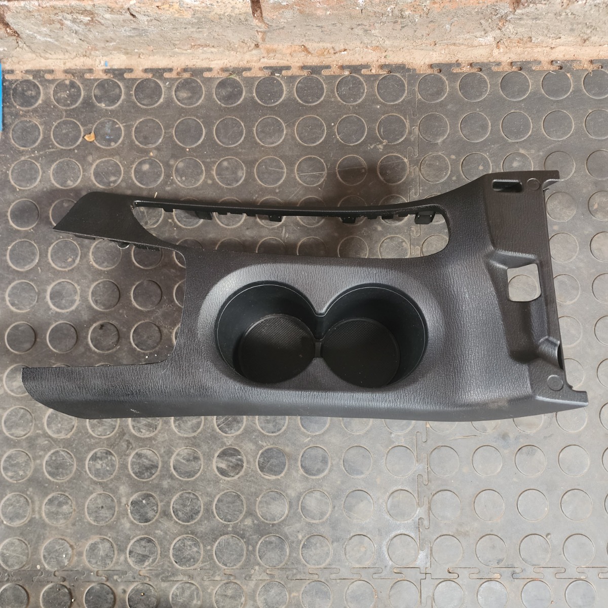 3 CONSOLE CUP HOLDER