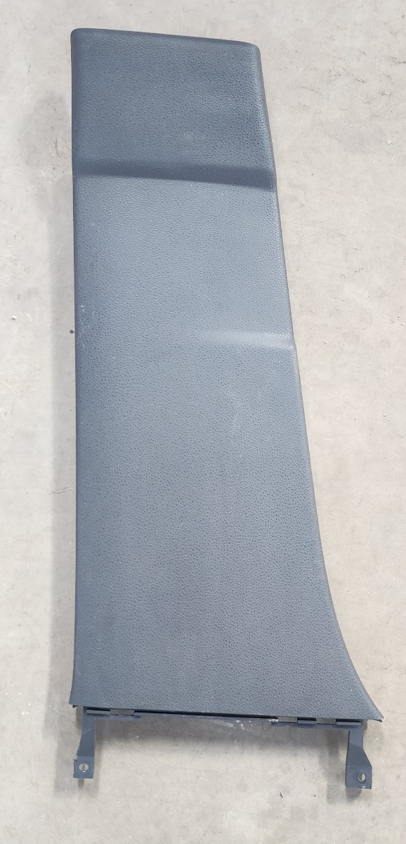 POLO MK 3 LEFT LOWER B PILLAR TRIM