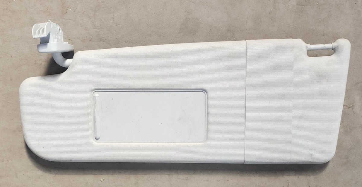 POLO 3/VIVO LEFT SUNVISOR