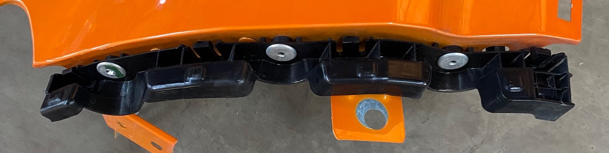 C3 LEFT FRONT BUMPER SLIDE