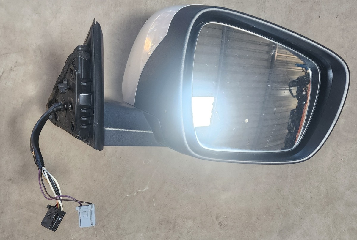 KOLEOS 2 DOOR MIRROR RIGHT