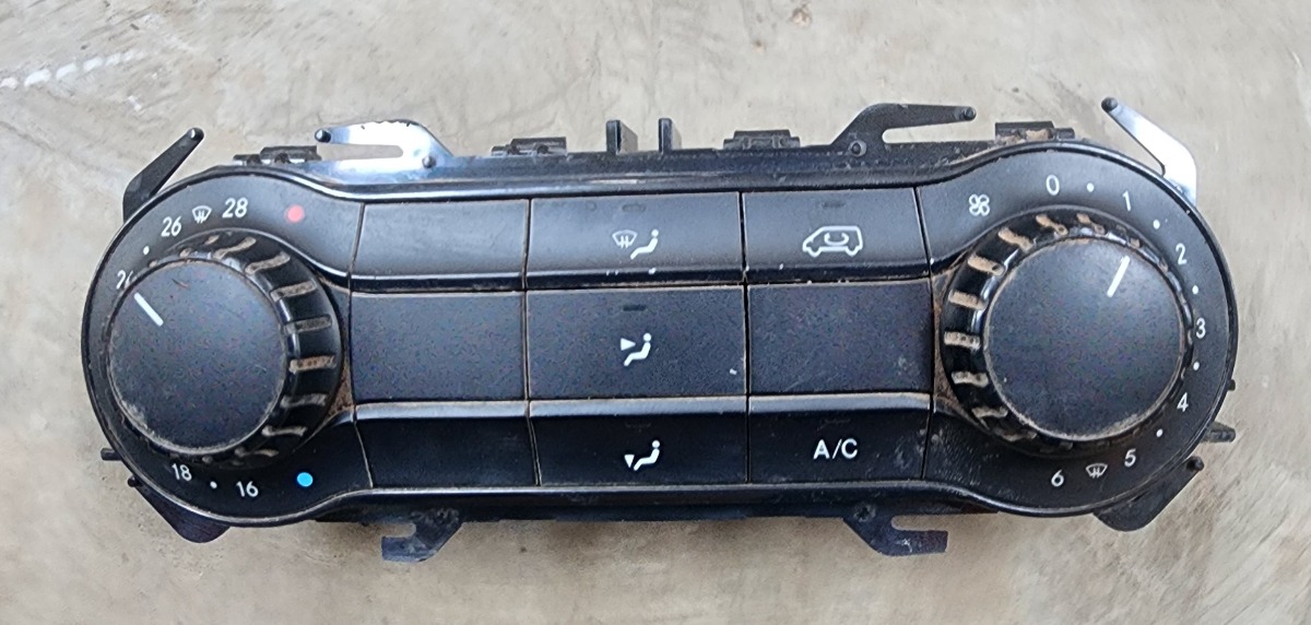 W447 HEATER CONTROLE
