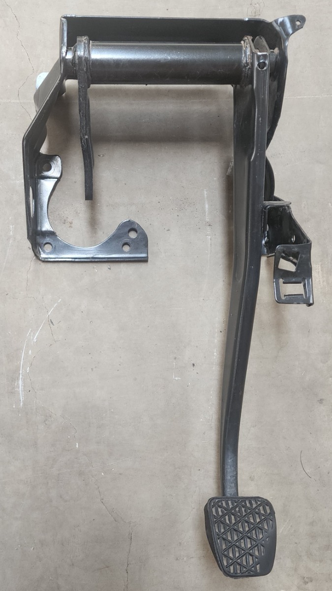 W447 BRAKE PEDAL