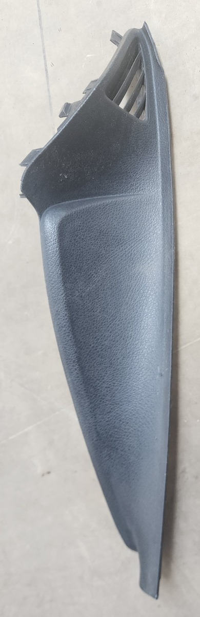 W447 RIGHT DASH COVER