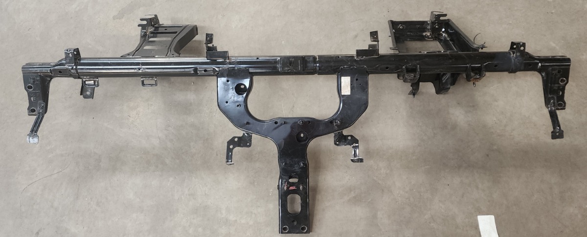 W447 DASH CROSS FRAME
