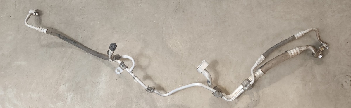 W447 AIRCON PIPE