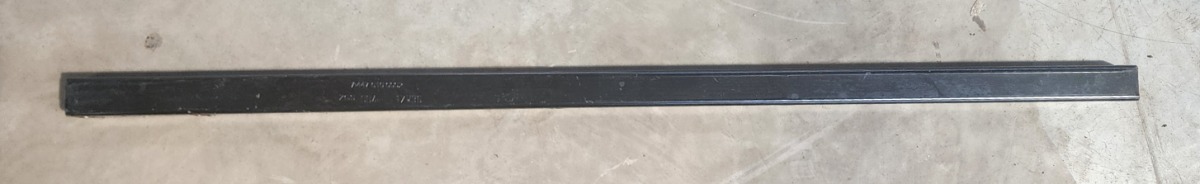 W447 REAR CROSSMEMBER ATTACHMENT ANGLE BRACKET
