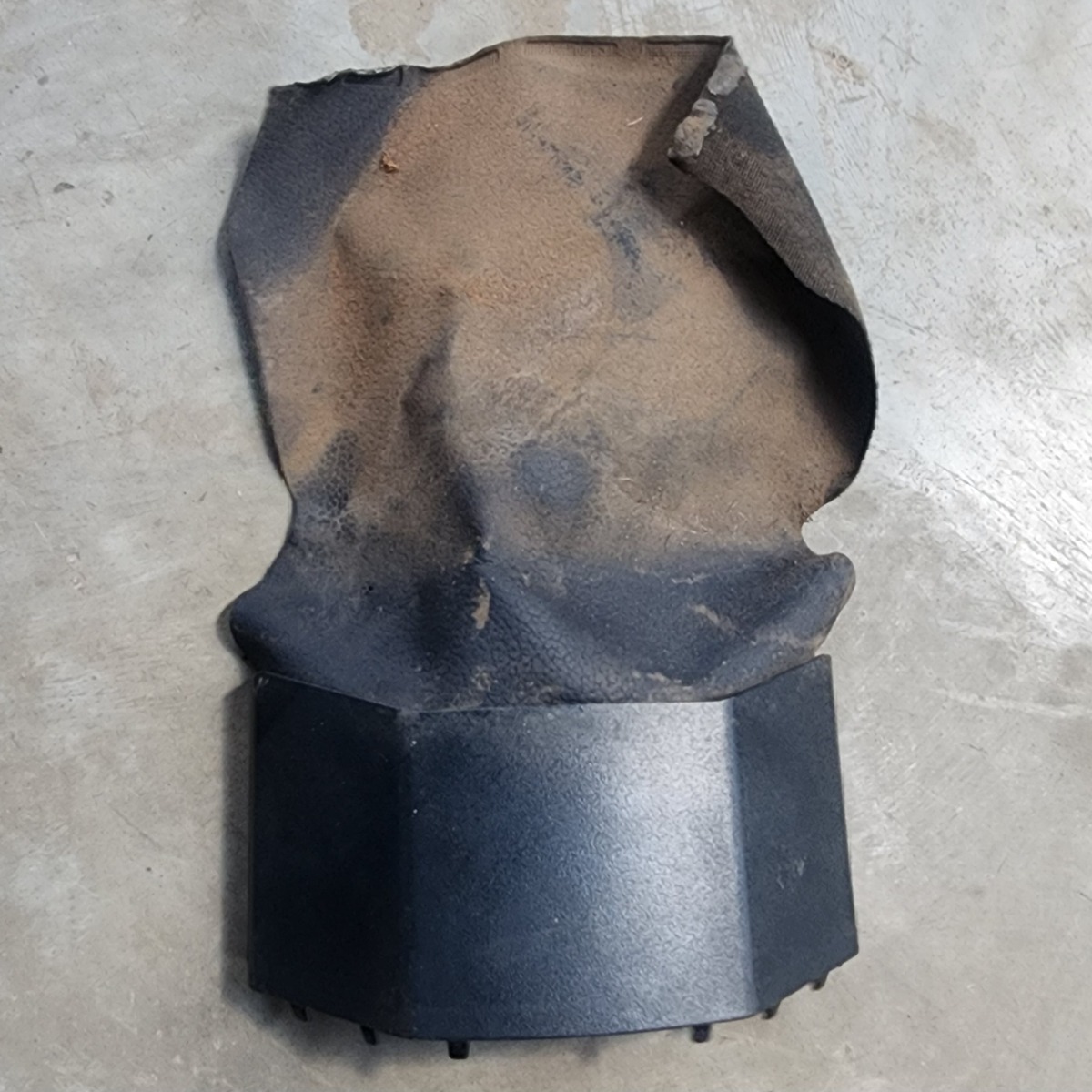 W447 UPPER CLUSTER TRIM