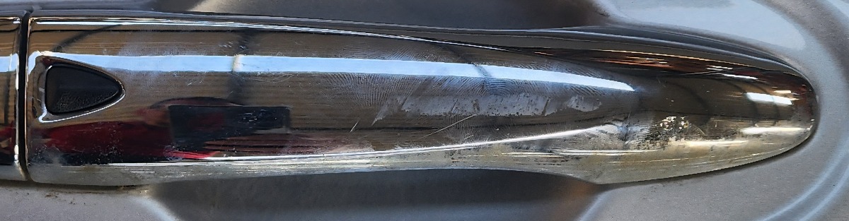 KOLEOS 2 RIGHT FRONT OUTER DOOR HANDLE