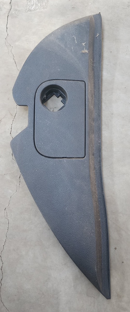 KOLEOS 2 RIGHT DASH TRIM