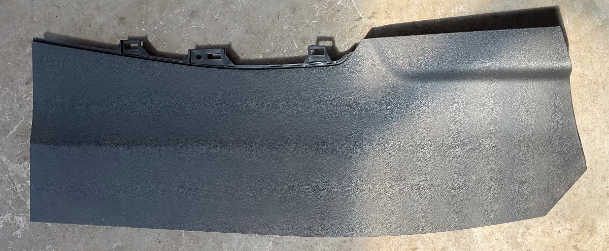 KELEOS 2 RIGHT LOWER CONSOLE COVER