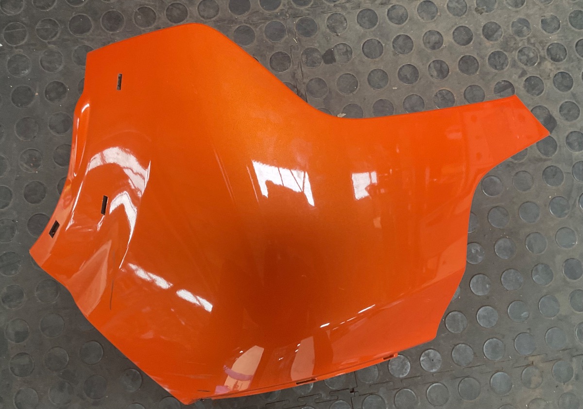 C3 RIGHT REAR BUMPER CORNER TRIM