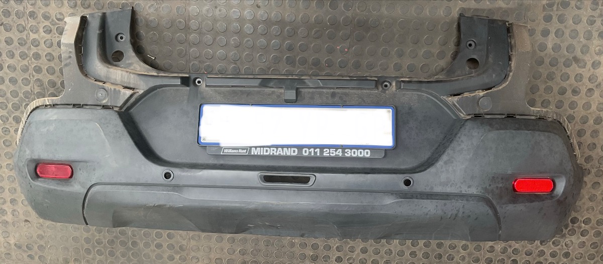 C3 REAR BUMPER LOWER COVER (WITH PDC HOLES)